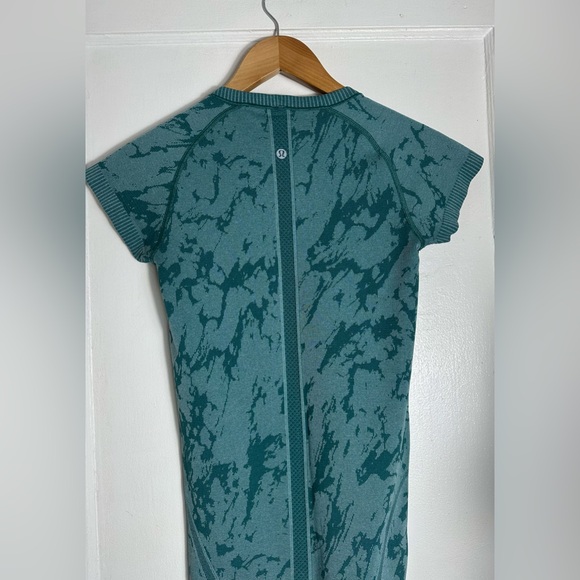 Lululemon Swiftly Tech Short Sleeve Heathered Forage Teal - Size 4 - Picture 8 of 11